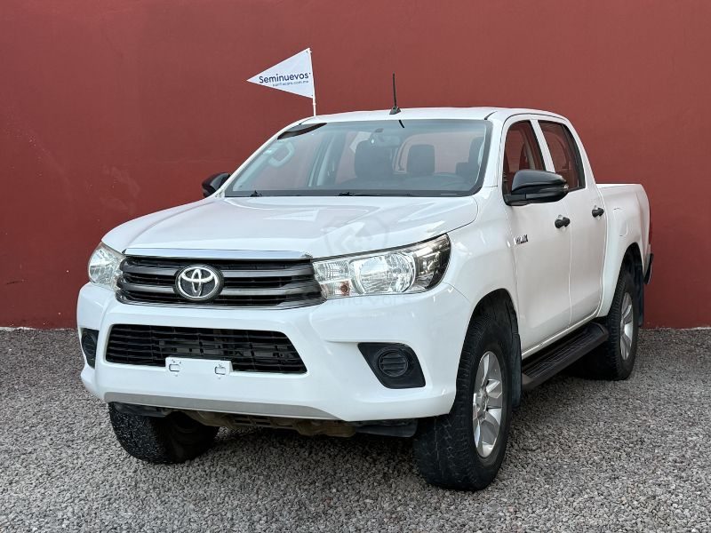 TOYOTA HILUX DC SR 1