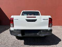 Toyota-Hilux-Doble-Cabina-SR-2018-7900-8