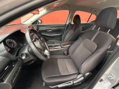 Nissan Sentra Advance CVT 18