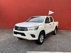 Toyota Hilux DB SR 2018 B 1