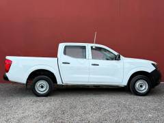 NISSAN NP300 DOBLE CABINA S 2020 6