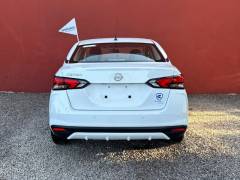 Nissan Versa Sense TM 2021 4