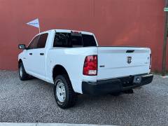 RAM-1500-Crew-Cab-SLT-V6-4x4-2017-23