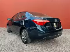 Toyota-Corolla-Base-CVT-2018 negro-3