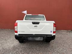 Nissan-NP-300-Doble-Cabina-S-TM-2019-15