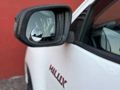 TOYOTA HILUX DC SR 12