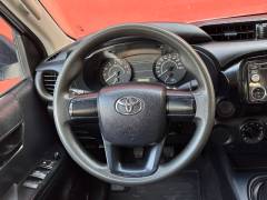 Toyota Hilux DB SR 2018 B 12