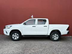 TOYOTA HILUX DC SR 2