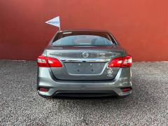 Nissan-Sentra-Advance-CVT-2018-21