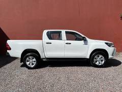 Toyota-Hilux-Doble-Cabina-SR-2018-7900-5